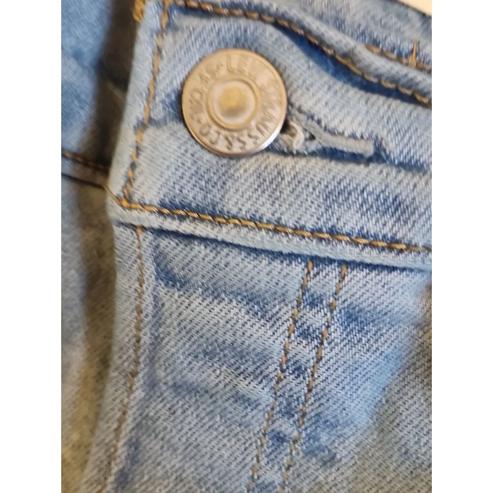 Levi's Light Wash Ribcage Straight Ankle, Button Fly, Denim Jeans 29